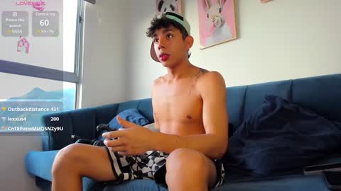 Snapshot of andrew_twink18 chatting on 12/03/24, 09:34 Andrew M. online show from 12/03/24, 09:34