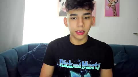 Snapshot of andrew_twink18 chatting on 03/02/25, 09:11 Andrew M. online show from 03/02/25, 09:11