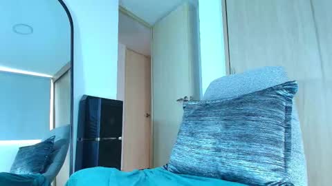 ANDREW WEST online show from 09/08/25, 03:22