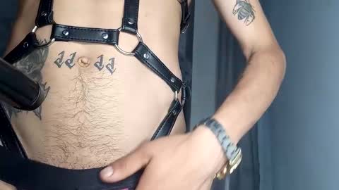 Snapshot of andrewcooper1 chatting on 01/08/25, 02:25 andrew online show from 01/08/25, 02:25