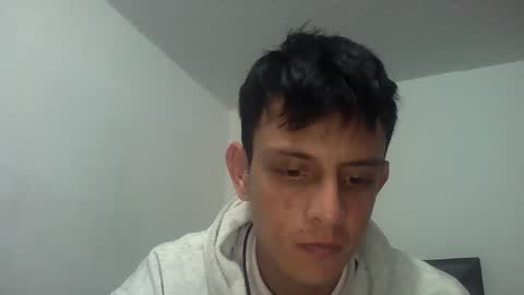 Snapshot of andrewcooper1 chatting on 12/01/25, 03:11 andrew online show from 12/01/25, 03:11