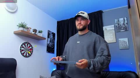 Andrew Diaz online show from 01/27/25, 03:26