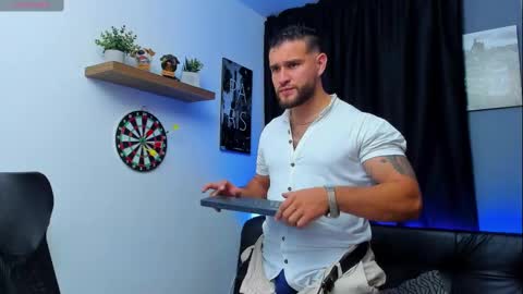 Snapshot of andrewdiaz_ chatting on 02/12/25, 12:58 Andrew Diaz online show from 02/12/25, 12:58