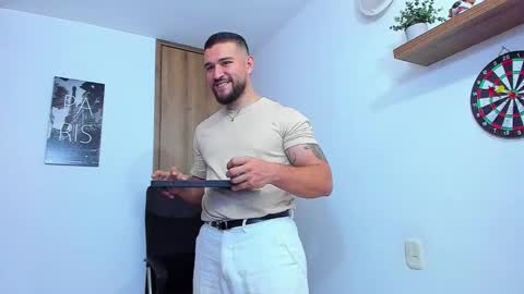 Snapshot of andrewdiaz_ chatting on 09/27/25, 04:23 Andrew Diaz online show from 09/27/25, 04:23