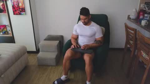 Snapshot of andrewfame chatting on 09/08/25, 10:09 Andrew online show from 09/08/25, 10:09