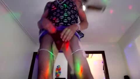 andrewgennie online show from 10/22/25, 11:37