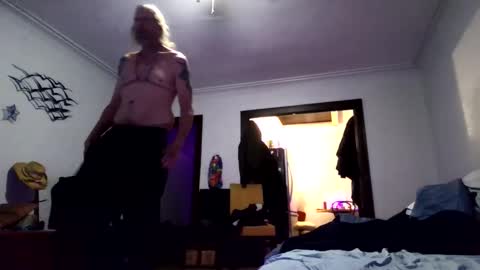 andrewgennie online show from 06/02/26, 05:42