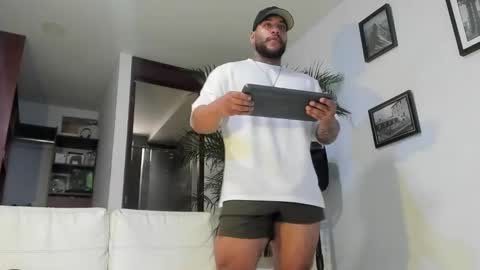 Andrew Johnson online show from 01/29/25, 05:13