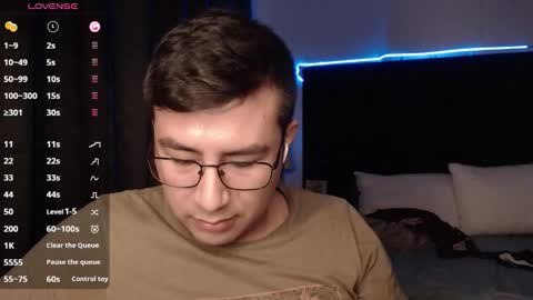 andrewmhilton_ online show from 10/23/25, 01:38