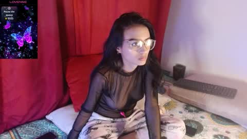 Sofia online show from 10/08/25, 04:21