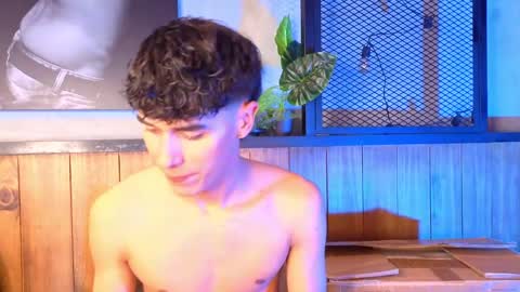 AndreWortix online show from 04/05/26, 05:04