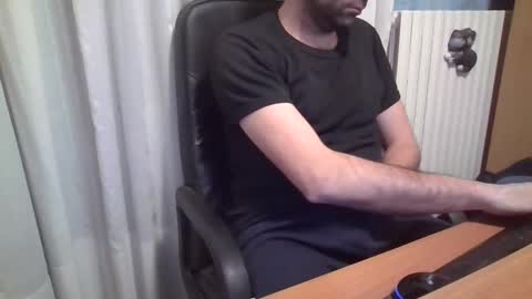 andrewpc192 online show from 03/04/26, 11:11