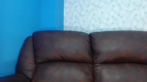 Snapshot of andreww_whitee chatting on 01/18/25, 07:58 AndreW White online show from 01/18/25, 07:58