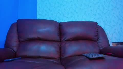 Snapshot of andreww_whitee chatting on 02/19/25, 08:52 AndreW White online show from 02/19/25, 08:52