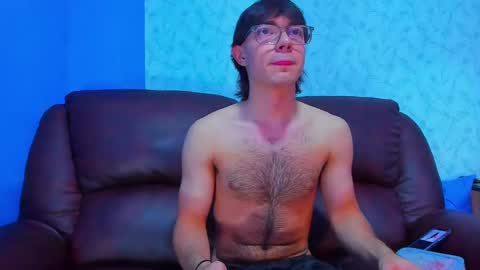 Snapshot of andreww_whitee chatting on 02/19/25, 11:57 AndreW White online show from 02/19/25, 11:57