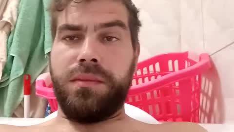 Snapshot of andrey21q chatting on 10/29/25, 03:58 andrey21q online show from 10/29/25, 03:58