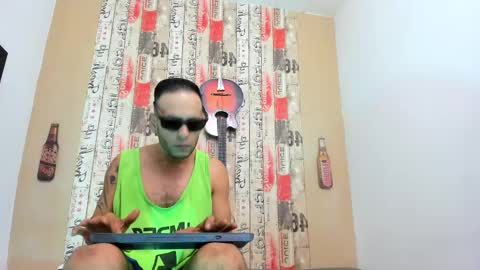   online show from 02/19/25, 12:25