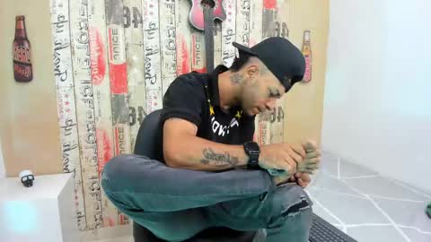   online show from 02/20/25, 01:03