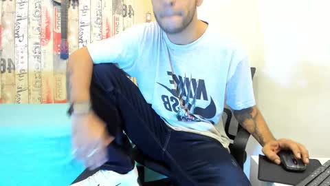   online show from 03/12/25, 07:49