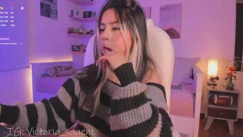 Victoria Senz  online show from 05/14/26, 03:08