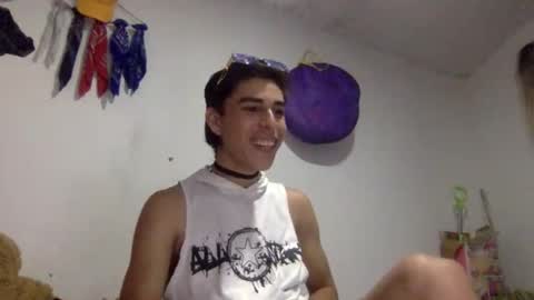 andryt31135 online show from 05/19/26, 02:51