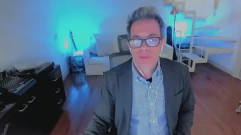 Andrew online show from 06/25/26, 01:49