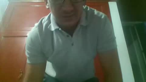 andy101075 online show from 12/21/25, 07:48