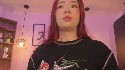 Snapshot of andy_and_emma chatting on 12/24/24, 12:44 andy_and_emma online show from 12/24/24, 12:44