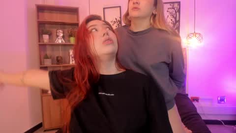 Snapshot of andy_and_emma chatting on 01/07/25, 12:31 andy_and_emma online show from 01/07/25, 12:31