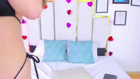 Snapshot of andy_bluee chatting on 02/04/25, 06:57 Andy bluee online show from 02/04/25, 06:57