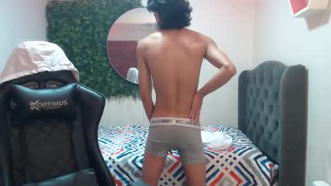 andy_dan1 online show from 12/21/24, 06:55