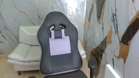 andy_dan1 online show from 04/16/26, 09:50