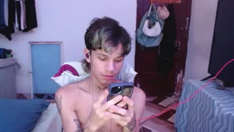 andy_dan1 online show from 05/16/26, 07:27