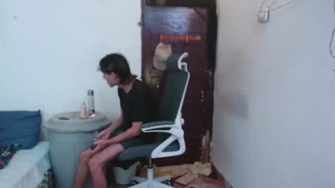 andy_dan1 online show from 06/15/26, 07:10
