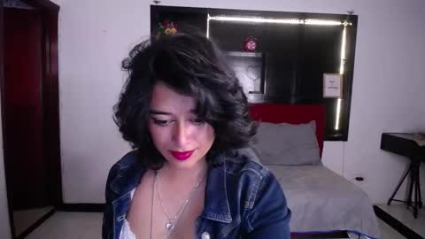 andy_eagleton_20 online show from 10/13/25, 07:25