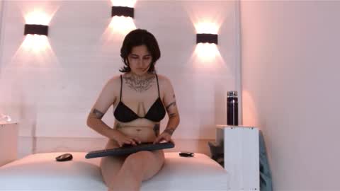 Andy Look online show from 09/22/25, 04:25