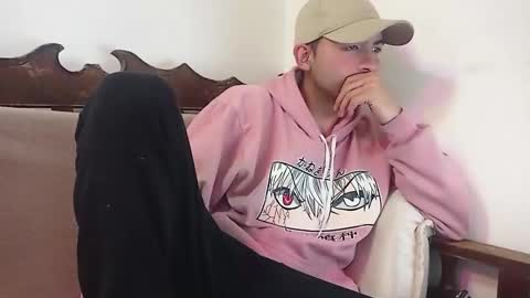 Snapshot of andy_magic_ chatting on 10/24/25, 10:28 andy_magic_ online show from 10/24/25, 10:28