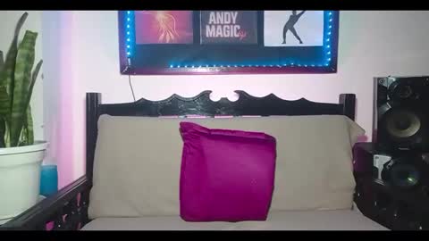 Snapshot of andy_magic_ chatting on 11/27/25, 02:35 andy_magic_ online show from 11/27/25, 02:35