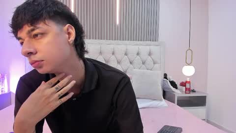 We are Andy and May online show from 04/11/26, 01:37