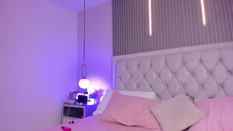 We are Andy and May online show from 04/13/26, 01:49