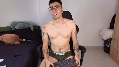 Andres online show from 02/25/25, 01:28