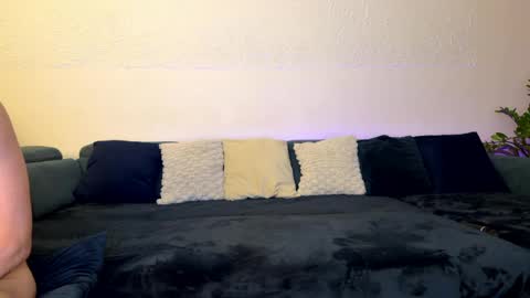 andy_velvet online show from 05/17/26, 09:44