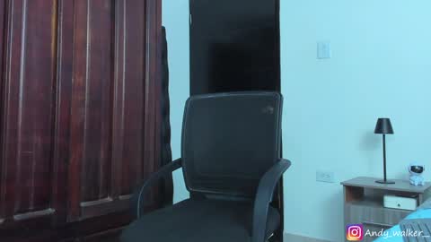 Snapshot of andy_walker_ chatting on 01/04/25, 07:34 Andres online show from 01/04/25, 07:34