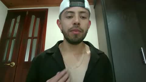 andy_zxx online show from 04/29/26, 10:05