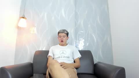 Snapshot of andyfame11 chatting on 02/15/26, 12:03 andyfame11 online show from 02/15/26, 12:03