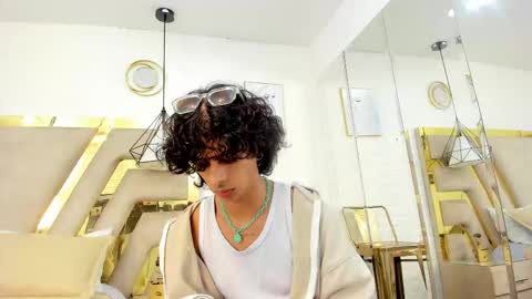 andyxibrat online show from 11/18/25, 07:07