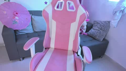          online show from 02/13/25, 02:31