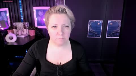 aneli_mira online show from 04/04/26, 05:49