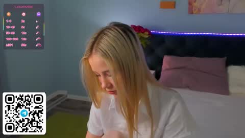 Anelly online show from 03/21/26, 10:09