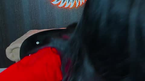 Anne online show from 12/25/24, 02:14